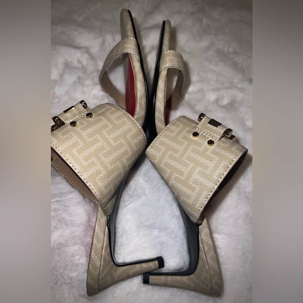 Halston Beige Heels - Picture 2 of 6